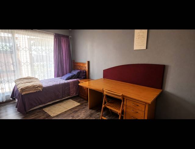 4 BEDROOM HOUSE FOR SALE IN GOLF PARK